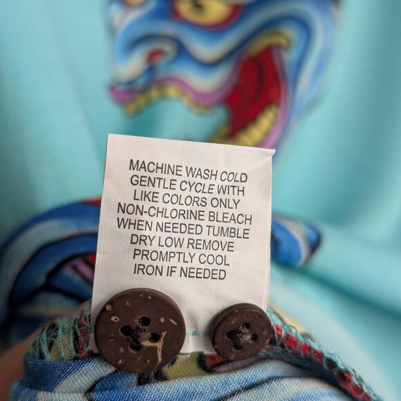 ED HARDY Oni Mask Devil Face Camp Shirt Button Down Short Sleeve Shirt - Picture 9 of 10